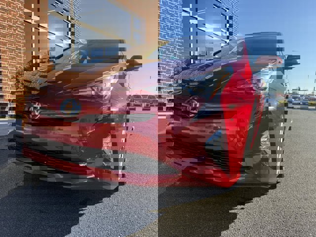 Used 2016 Toyota Prius Three Touring image 10