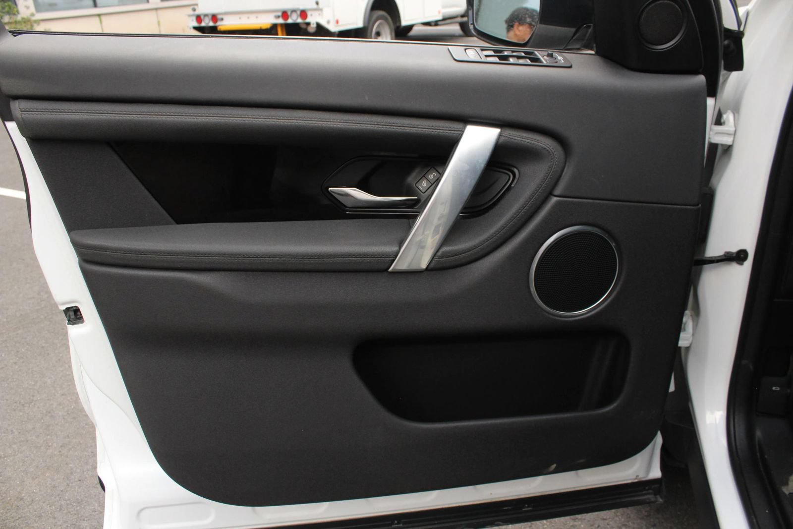 Used 2020 Land Rover Discovery Sport S AWD/4WD image 15
