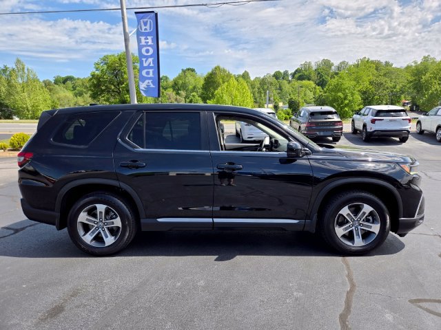 Used 2025 Honda Pilot EX-L image 9