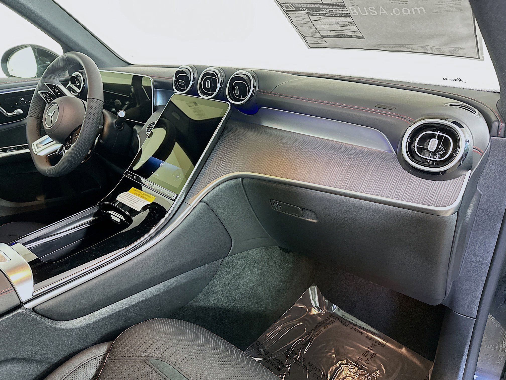 New 2026 Mercedes-Benz GLC 43 AMG 4MATIC image 29