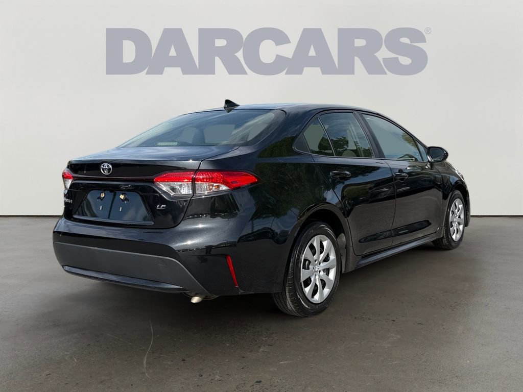 Used 2022 Toyota Corolla LE image 5
