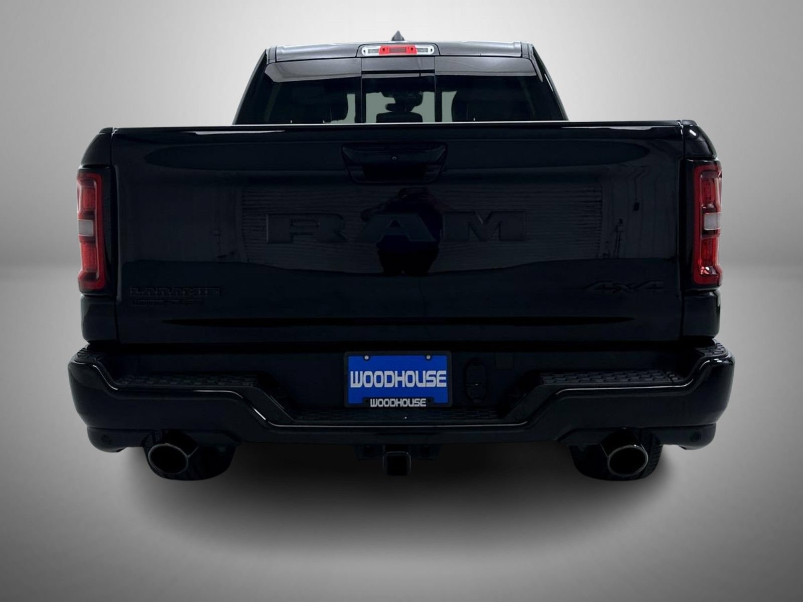 Used 2025 RAM 1500 Laramie w/ Night Edition AWD/4WD image 6