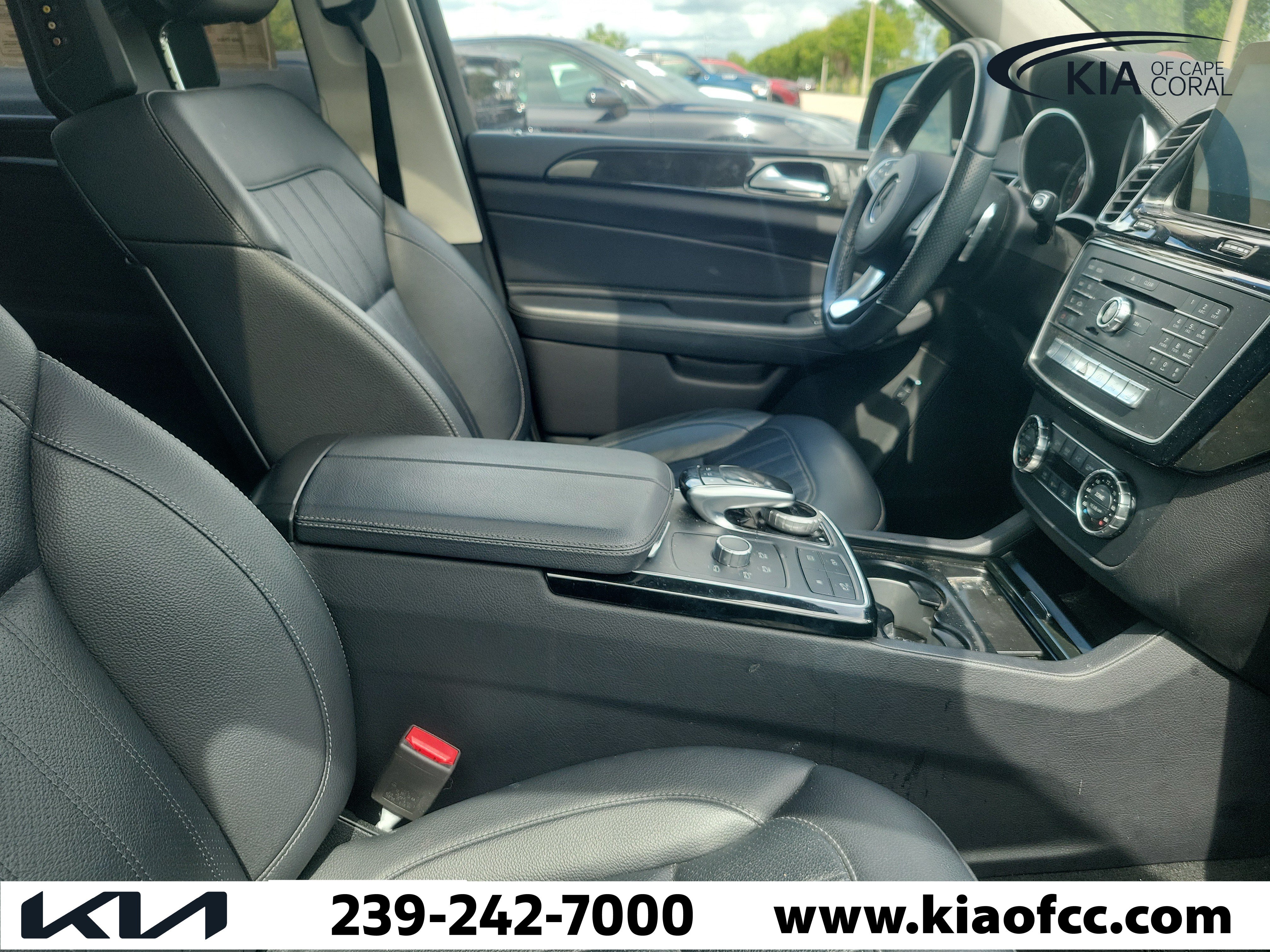Used 2017 Mercedes-Benz GLS 450 4MATIC image 8