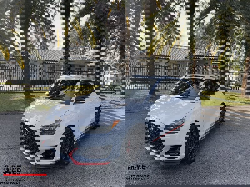 Used 2019 Hyundai Veloster N N image 5