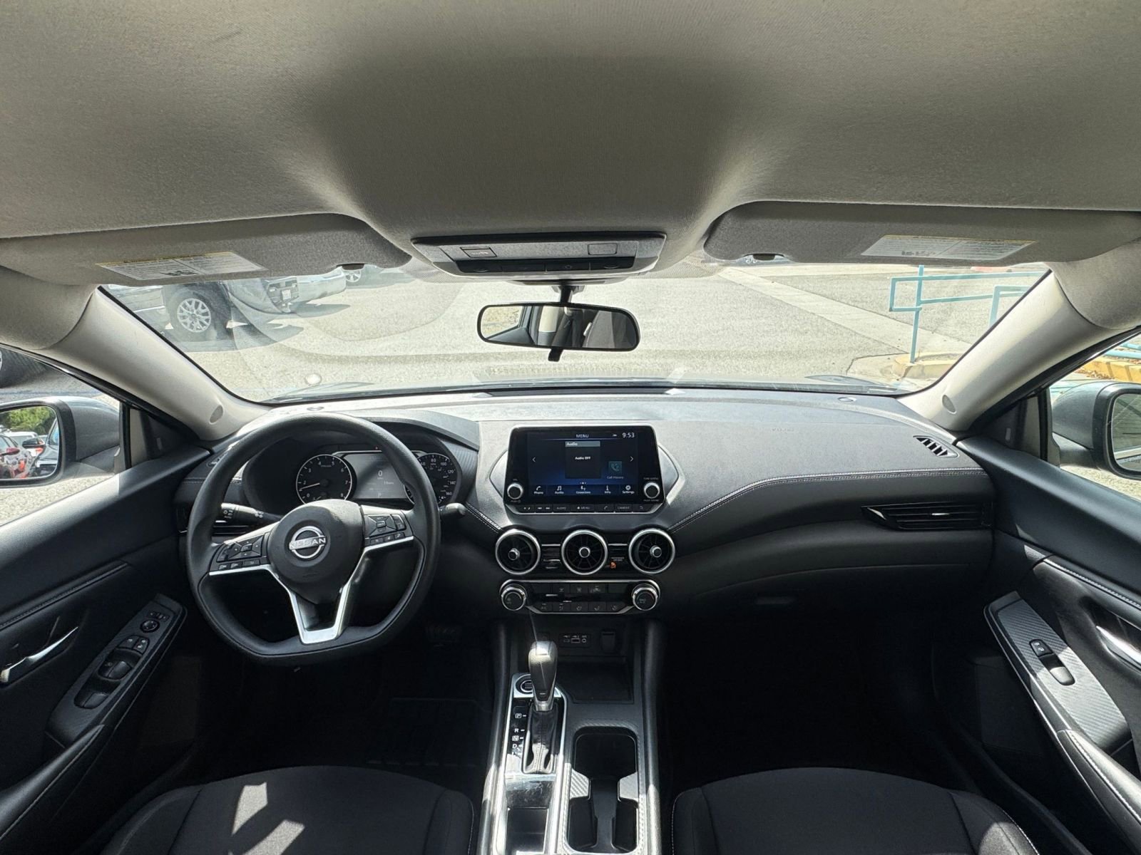 Used 2025 Nissan Sentra SV FWD image 32