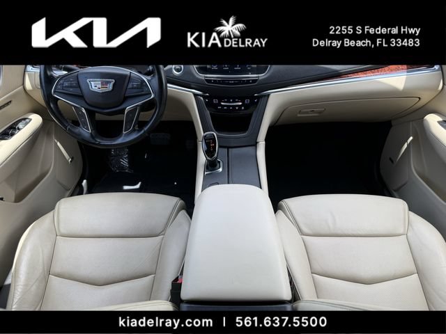 Used 2019 Cadillac XT5 Luxury FWD image 12