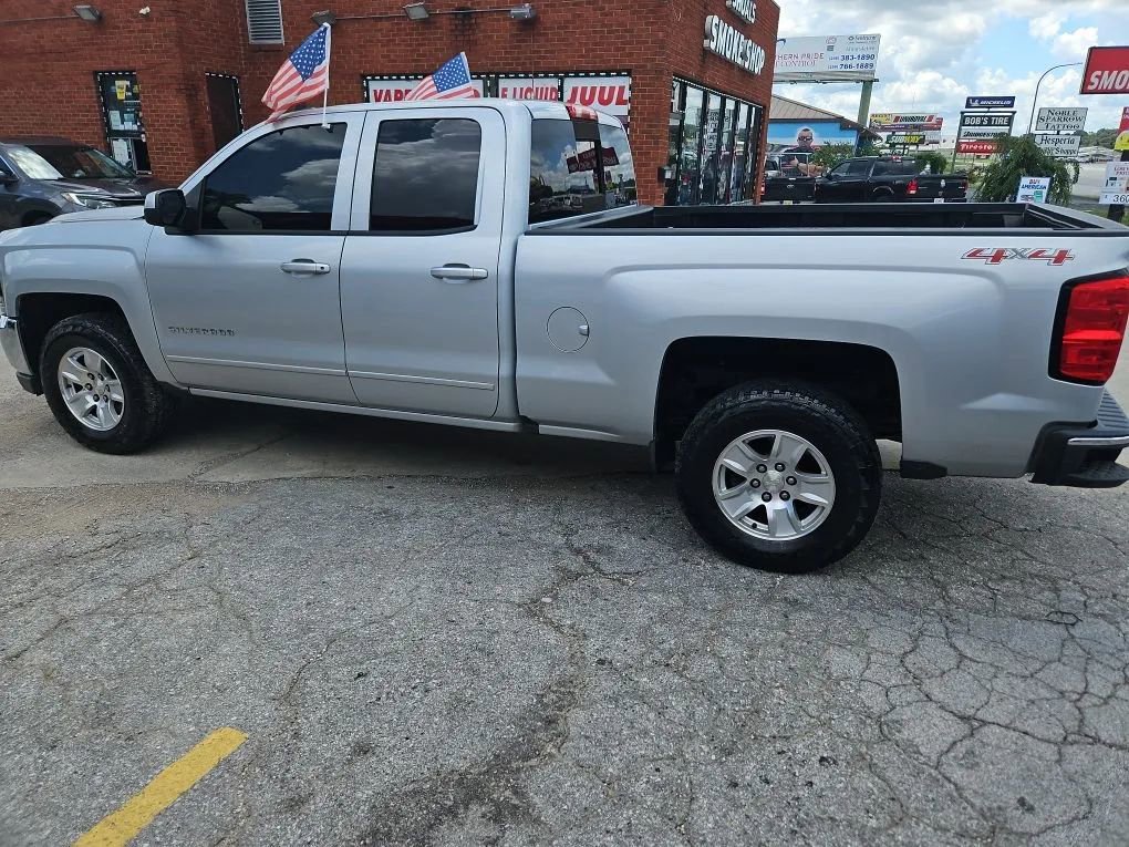 Used 2016 Chevrolet Silverado 1500 LT w/ All Star Edition image 3