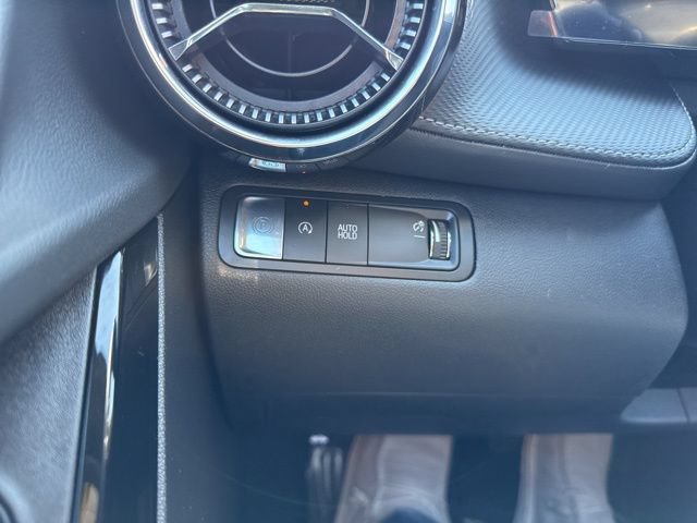 Used 2025 Chevrolet Equinox LT FWD image 36