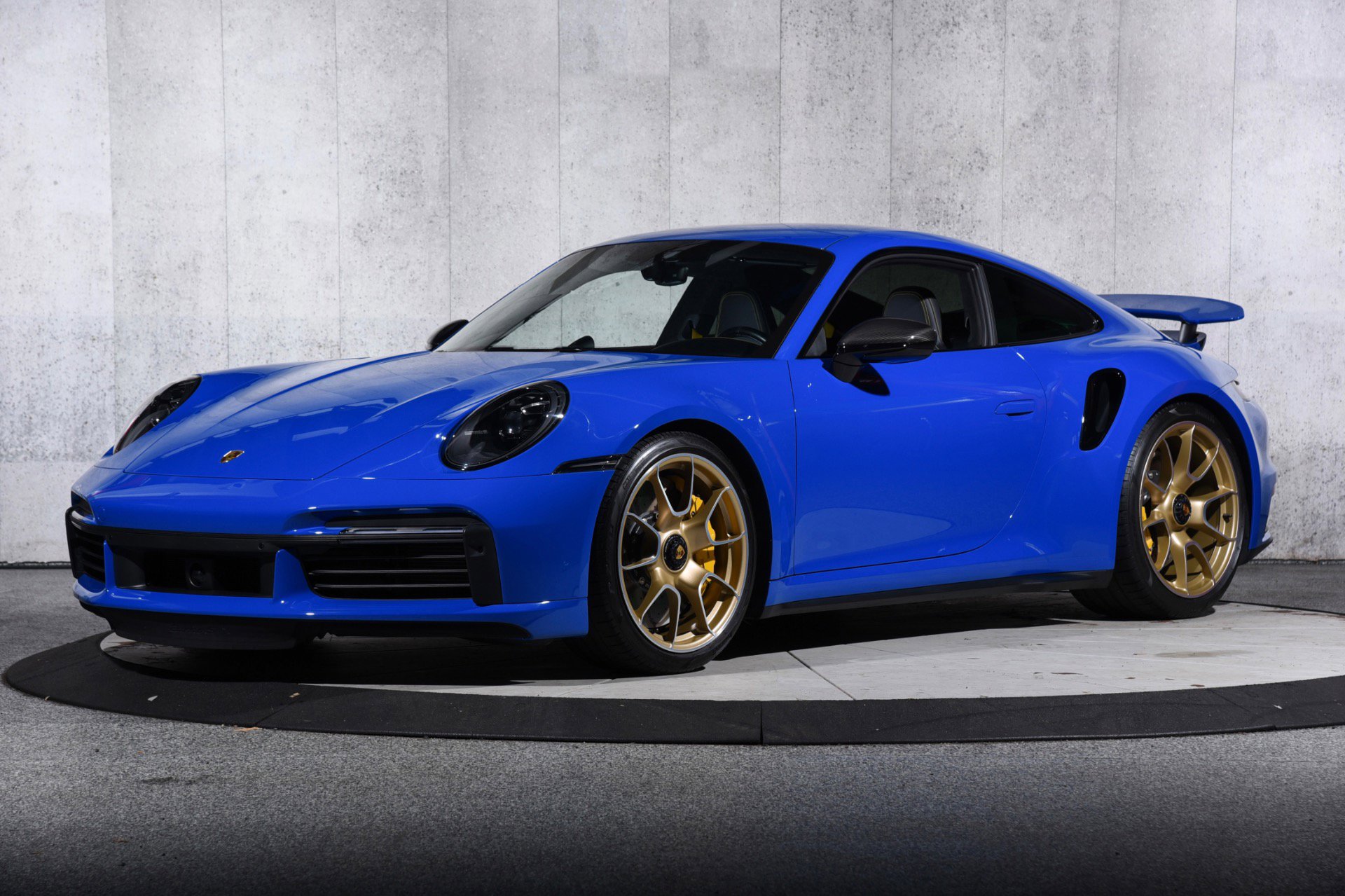 Used 2021 Porsche 911 Turbo S image 8