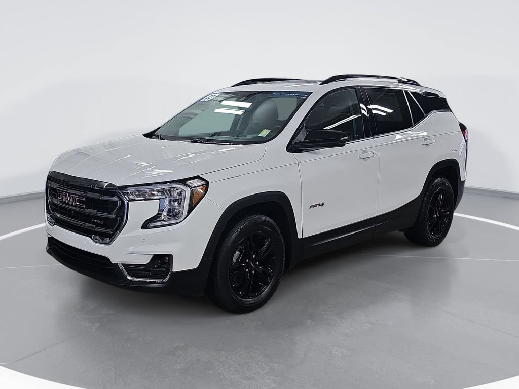 Certified 2023 GMC Terrain AT4 w/ Tech Package AWD/4WD image 9