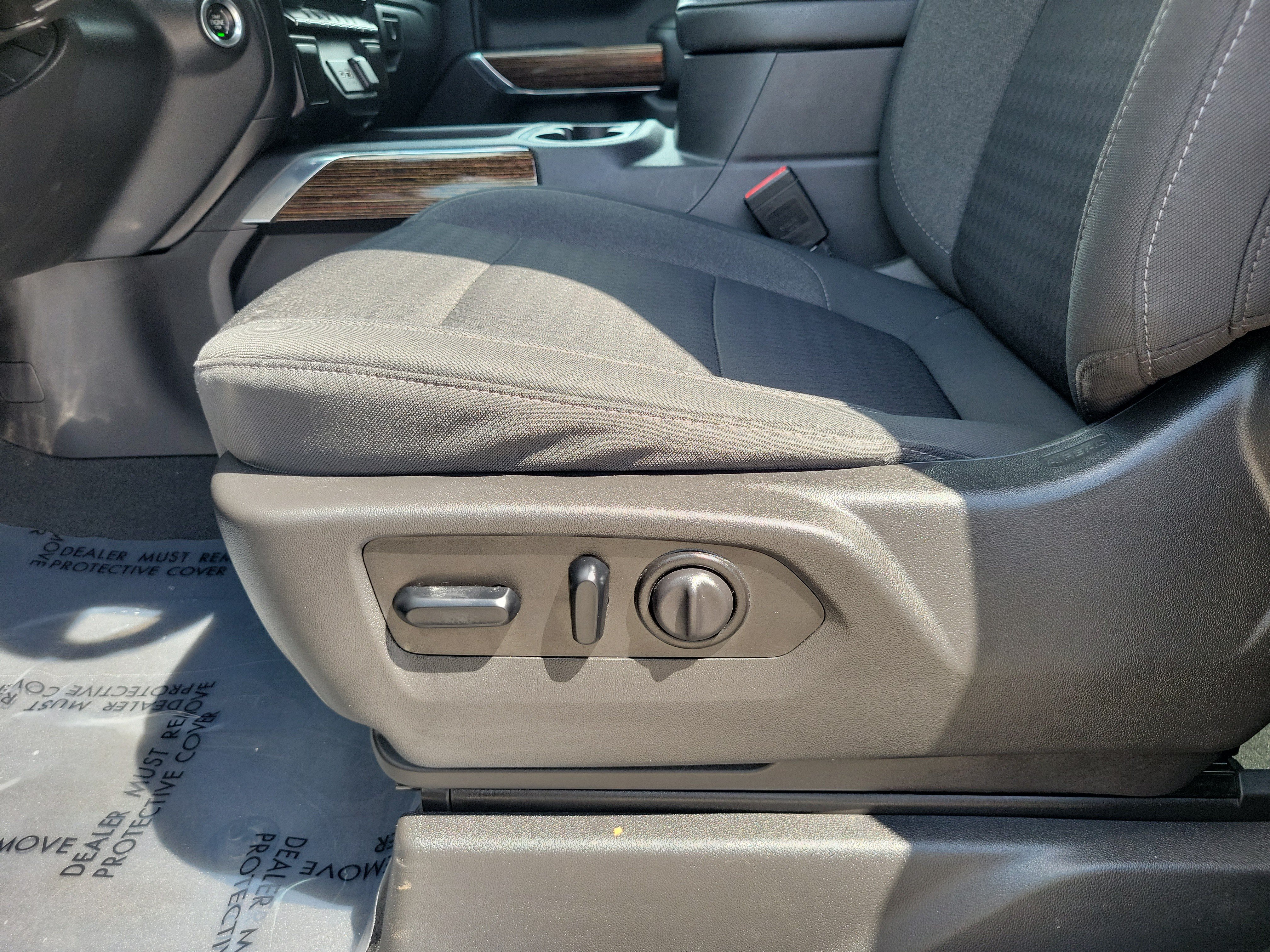 Used 2021 GMC Sierra 1500 Elevation w/ X31 Off-Road Package AWD/4WD image 11
