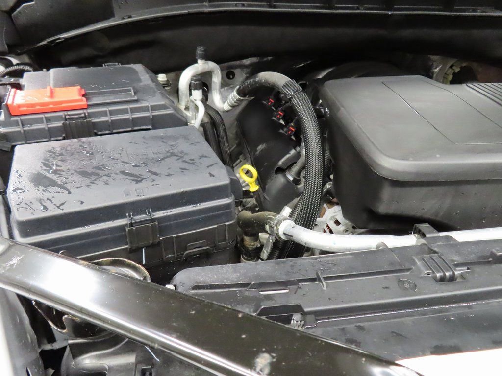 Used 2024 GMC Sierra 1500 AT4 w/ Technology Package image 32