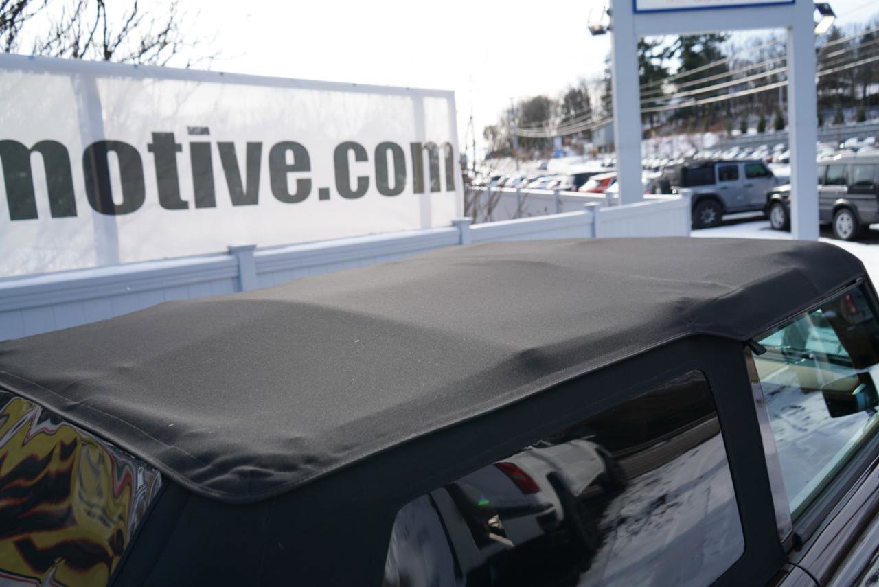 Used 2025 Ford Bronco Badlands image 7