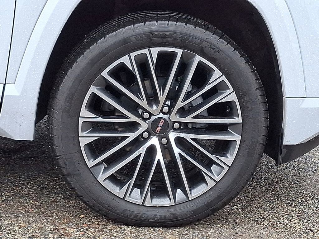 Used 2026 GMC Terrain Denali w/ LPO, Floor Liner Package image 8