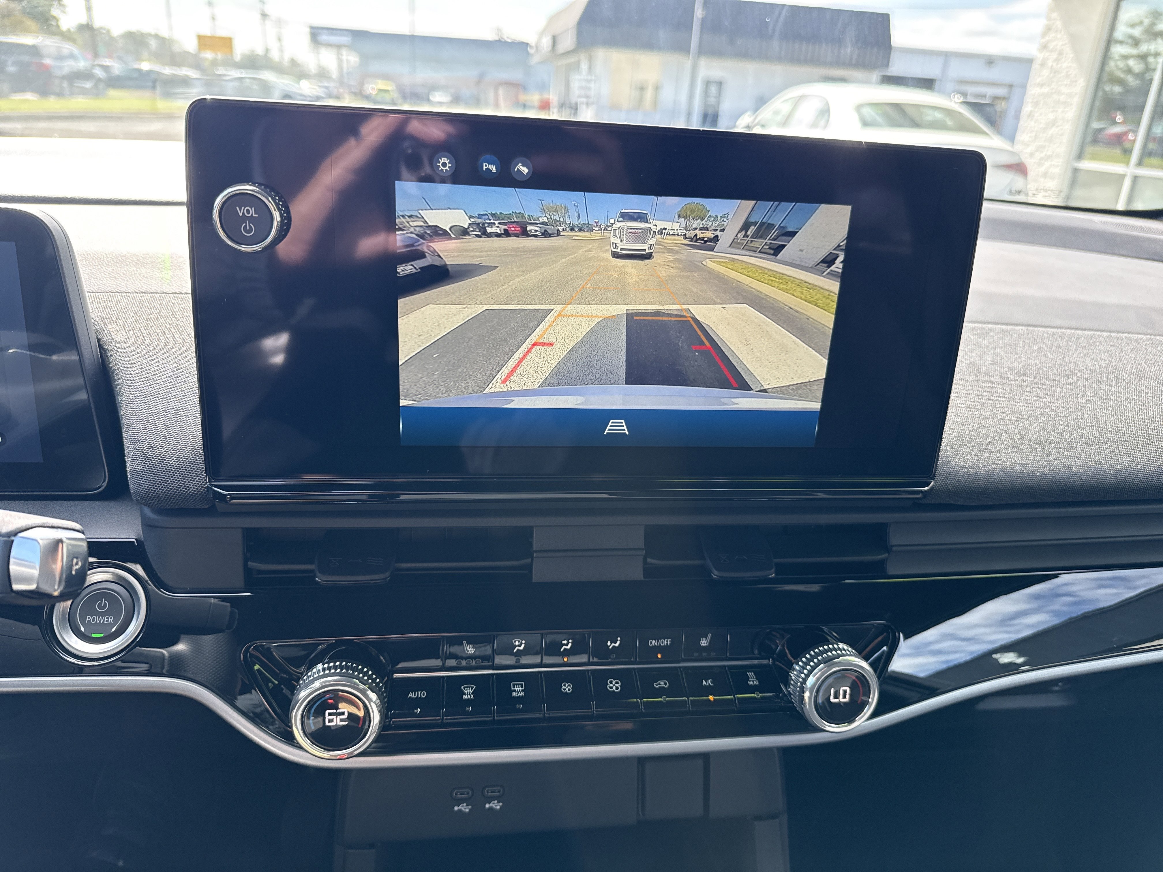 Used 2024 Honda Prologue EX image 18