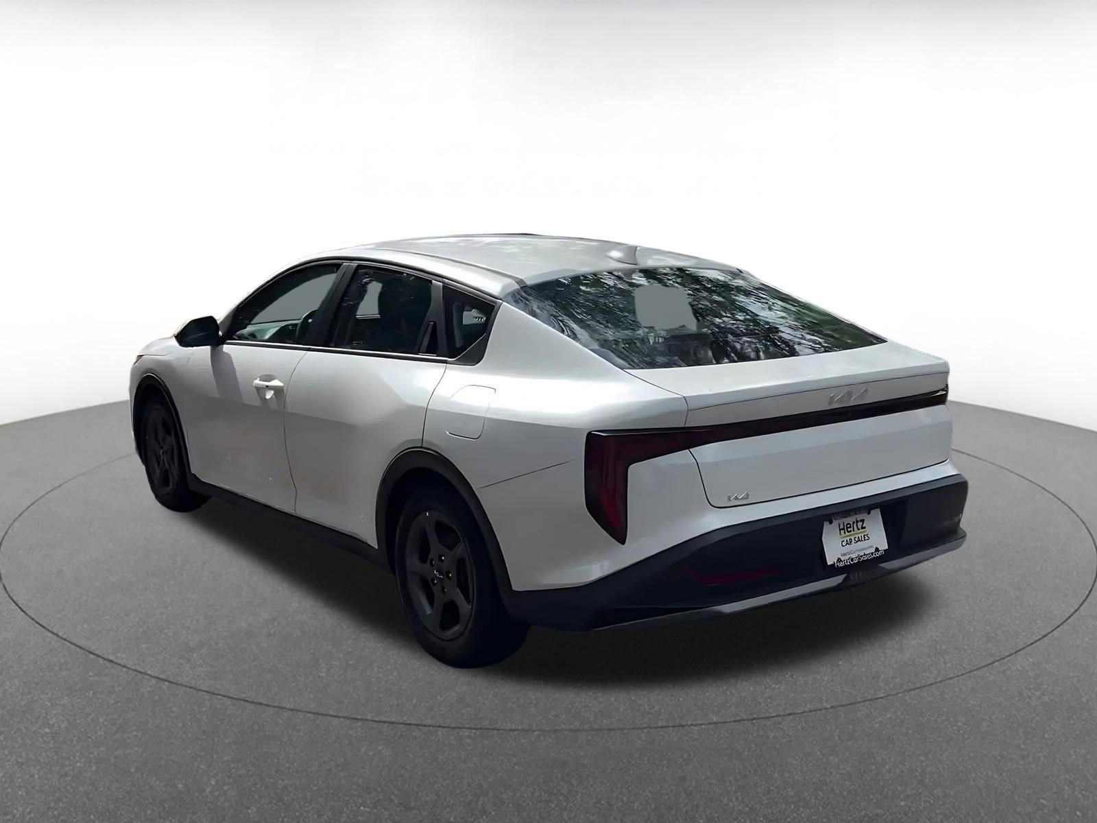 Used 2025 Kia K4 FWD image 11