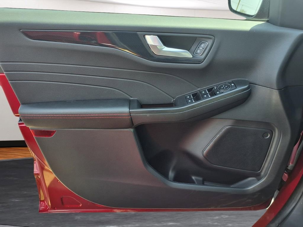 New 2026 Ford Escape ST-Line Select w/ Equipment Group 401A image 16