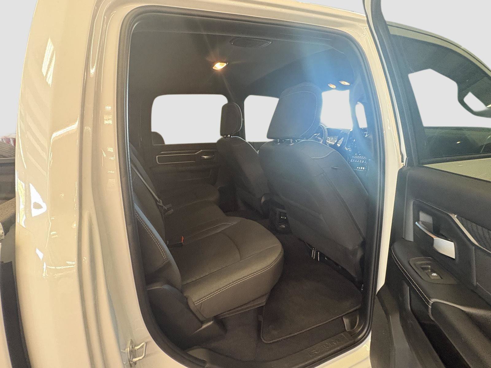 Used 2026 RAM 2500 Big Horn AWD/4WD image 17