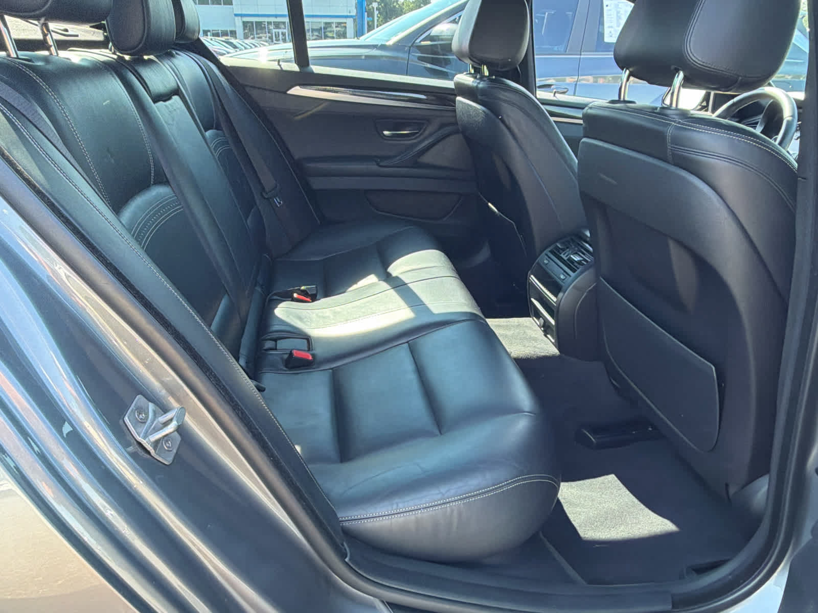Used 2015 BMW 528i xDrive Sedan AWD/4WD image 23