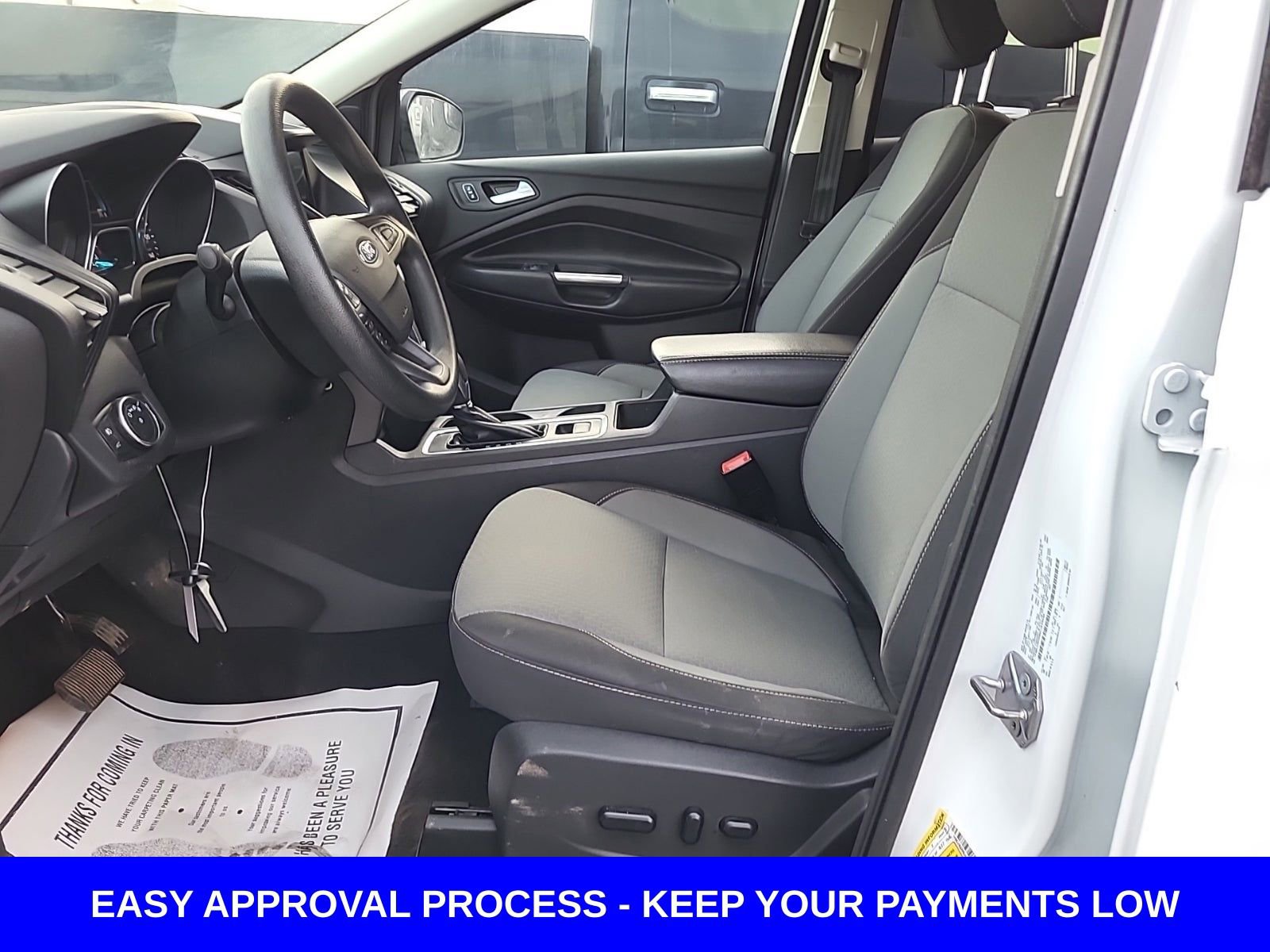 Used 2019 Ford Escape SE image 11