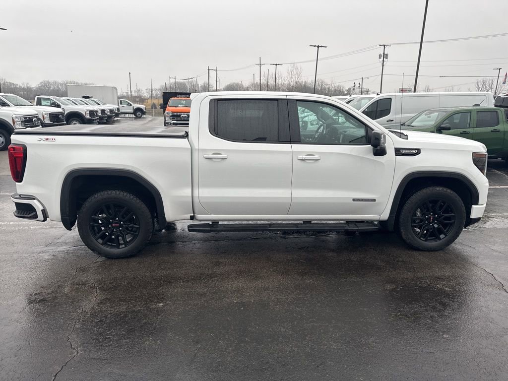 Used 2023 GMC Sierra 1500 Elevation w/ Elevation Premium Package image 9