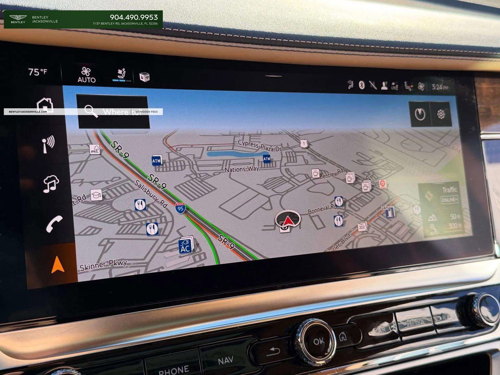 Used 2025 Bentley Flying Spur Plug-In Hybrid image 23