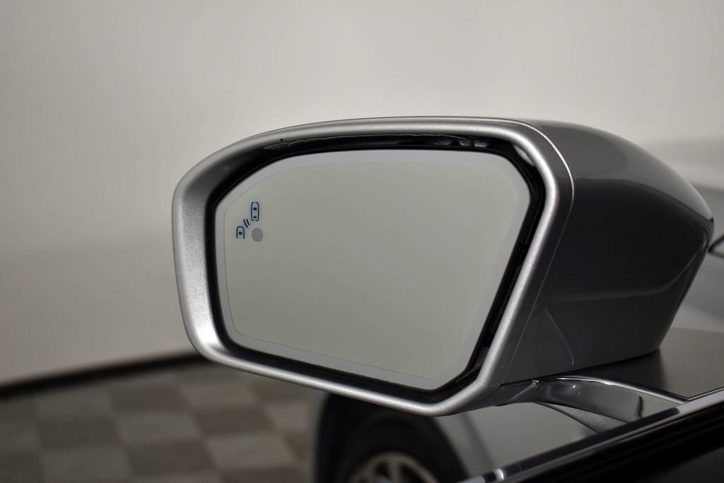 Used 2018 Lincoln Continental Reserve FWD image 32