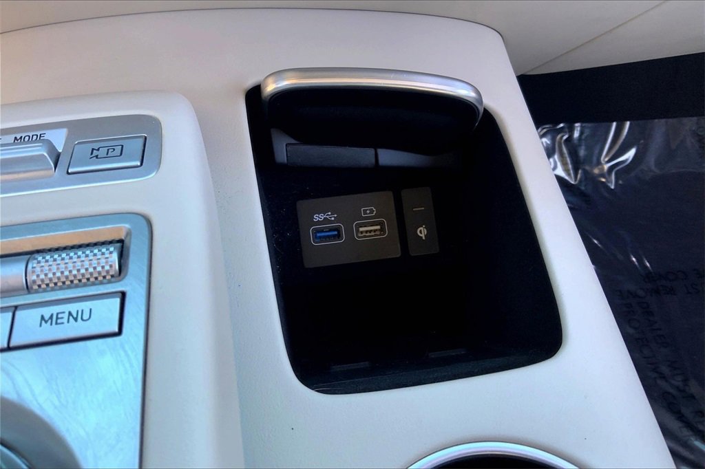 Used 2023 Genesis GV70 3.5T Sport w/ Sport Prestige Package image 17