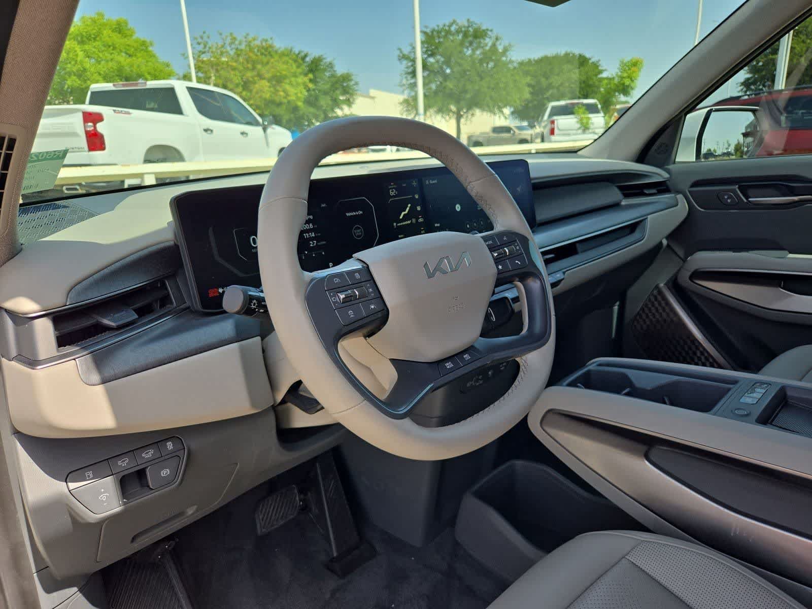 Certified 2024 Kia EV9 Wind AWD/4WD video 2