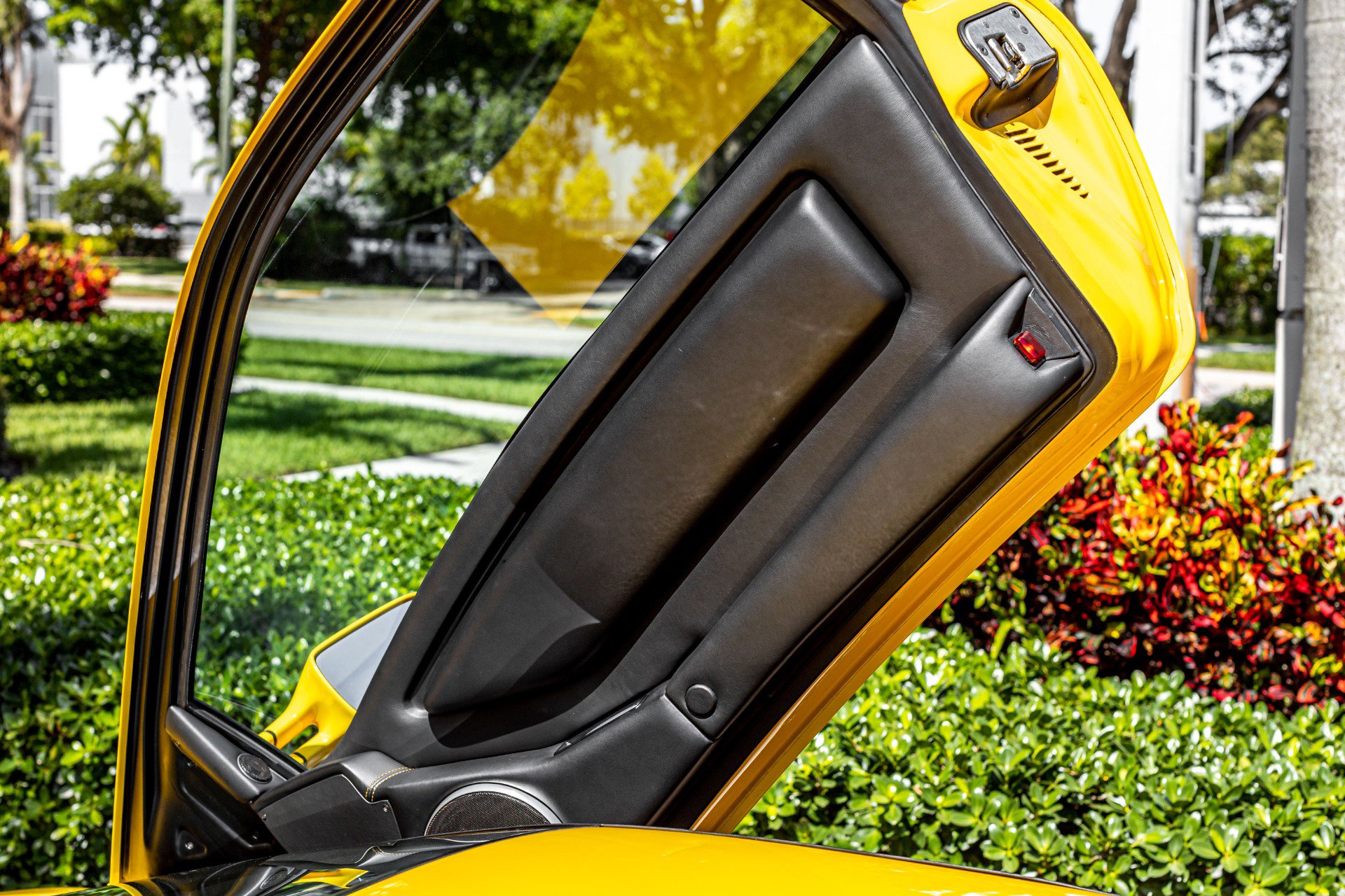 Used 2001 Lamborghini Diablo VT image 54