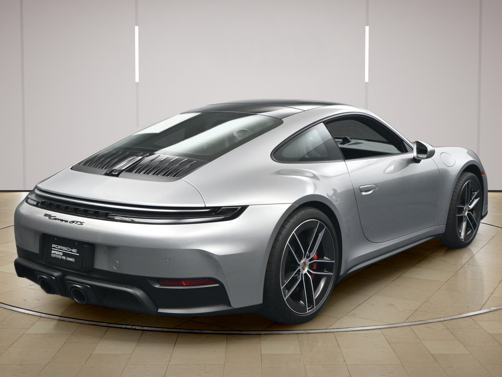Used 2025 Porsche 911 Carrera GTS RWD image 26