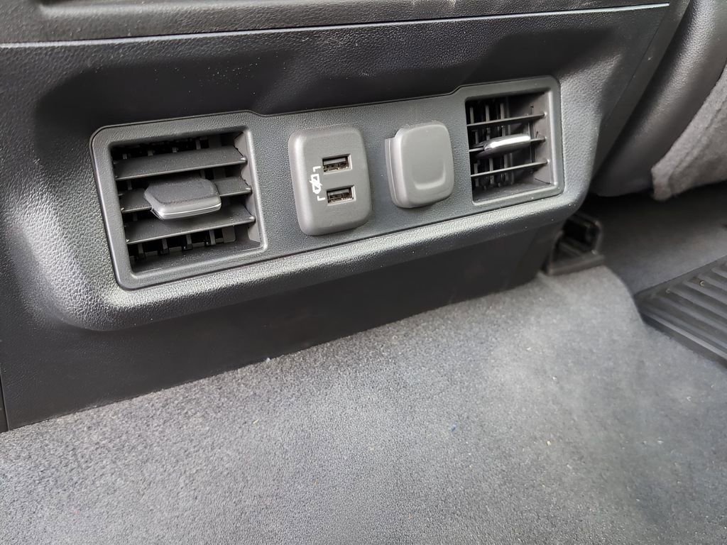 Used 2022 Chevrolet Silverado 2500 LTZ w/ Z71 Off-Road Package image 28