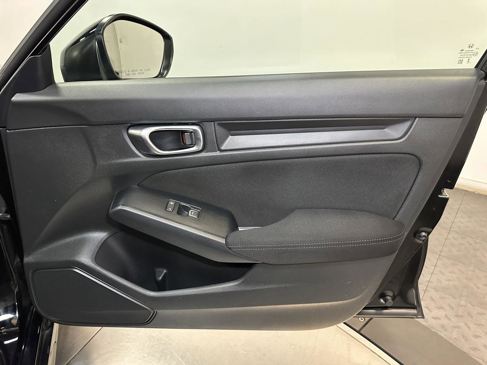 Used 2023 Honda Civic LX image 36