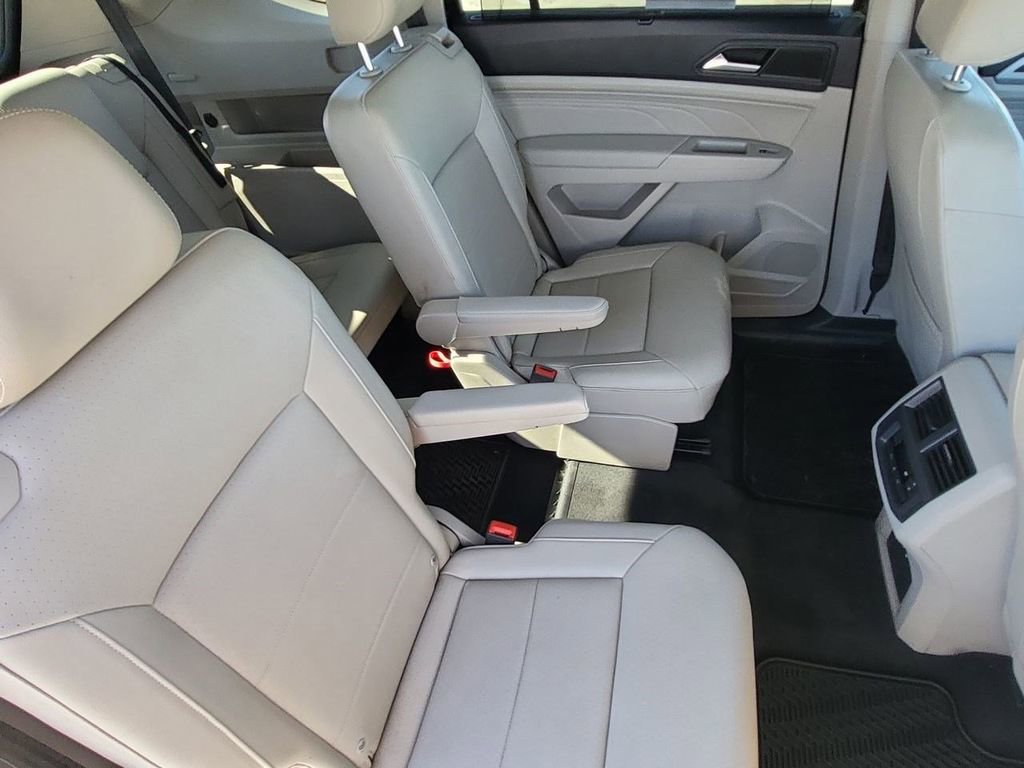 Used 2022 Volkswagen Atlas SE w/ Panoramic Sunroof Package AWD/4WD image 33