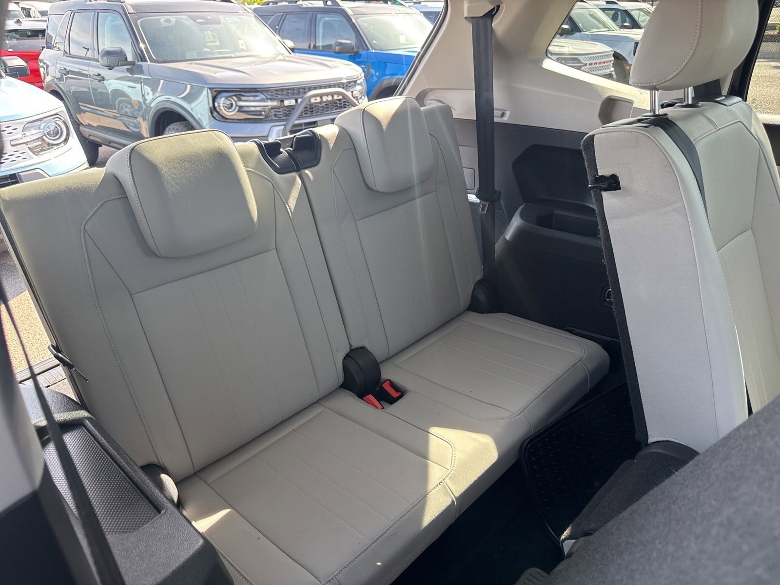Used 2022 Volkswagen Tiguan SE FWD image 8
