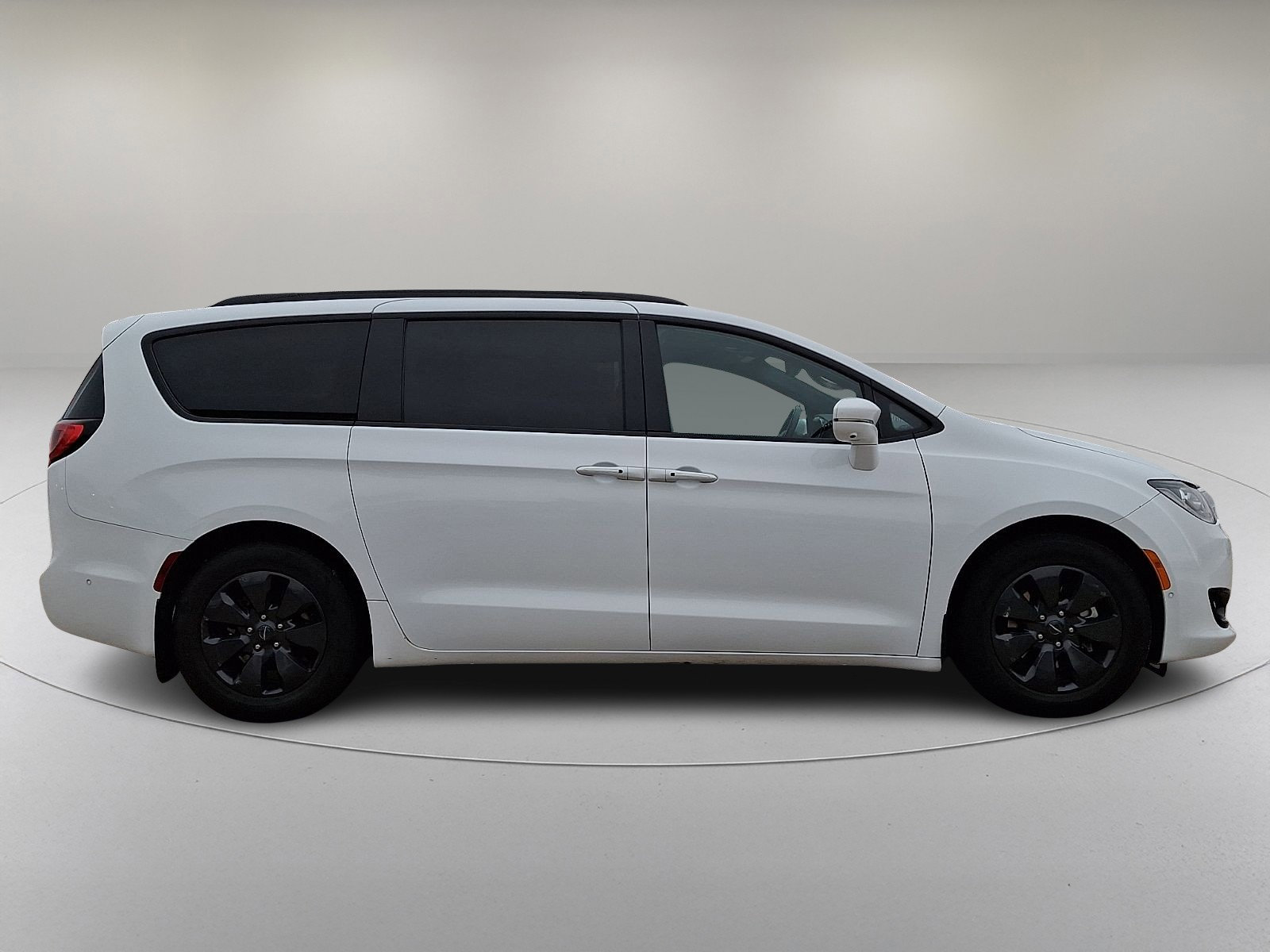 Used 2019 Chrysler Pacifica Limited w/ Advanced Safetytec Group image 12
