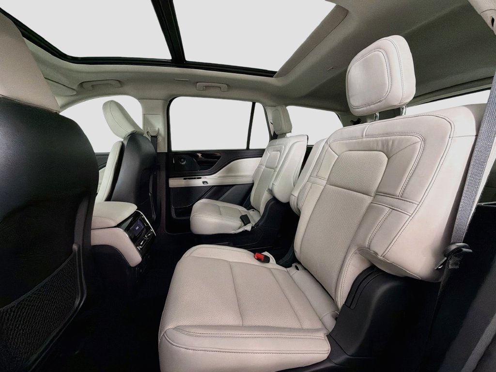 New 2027 Lincoln Aviator Reserve RWD image 26