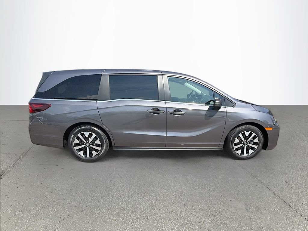 Used 2025 Honda Odyssey EX-L image 3