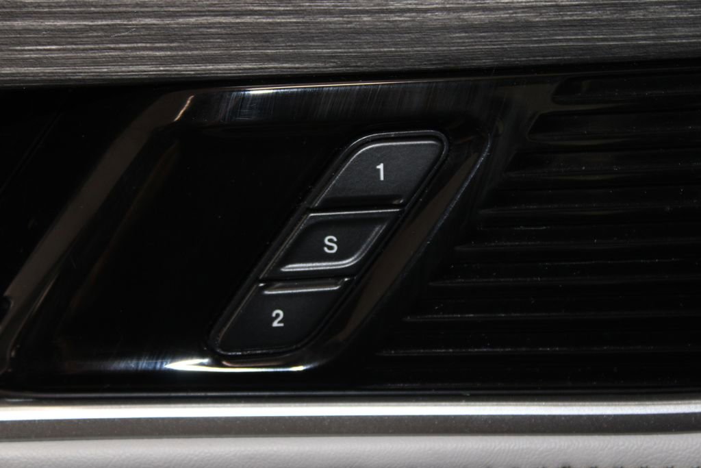 Used 2024 Jeep Wagoneer Series II image 43