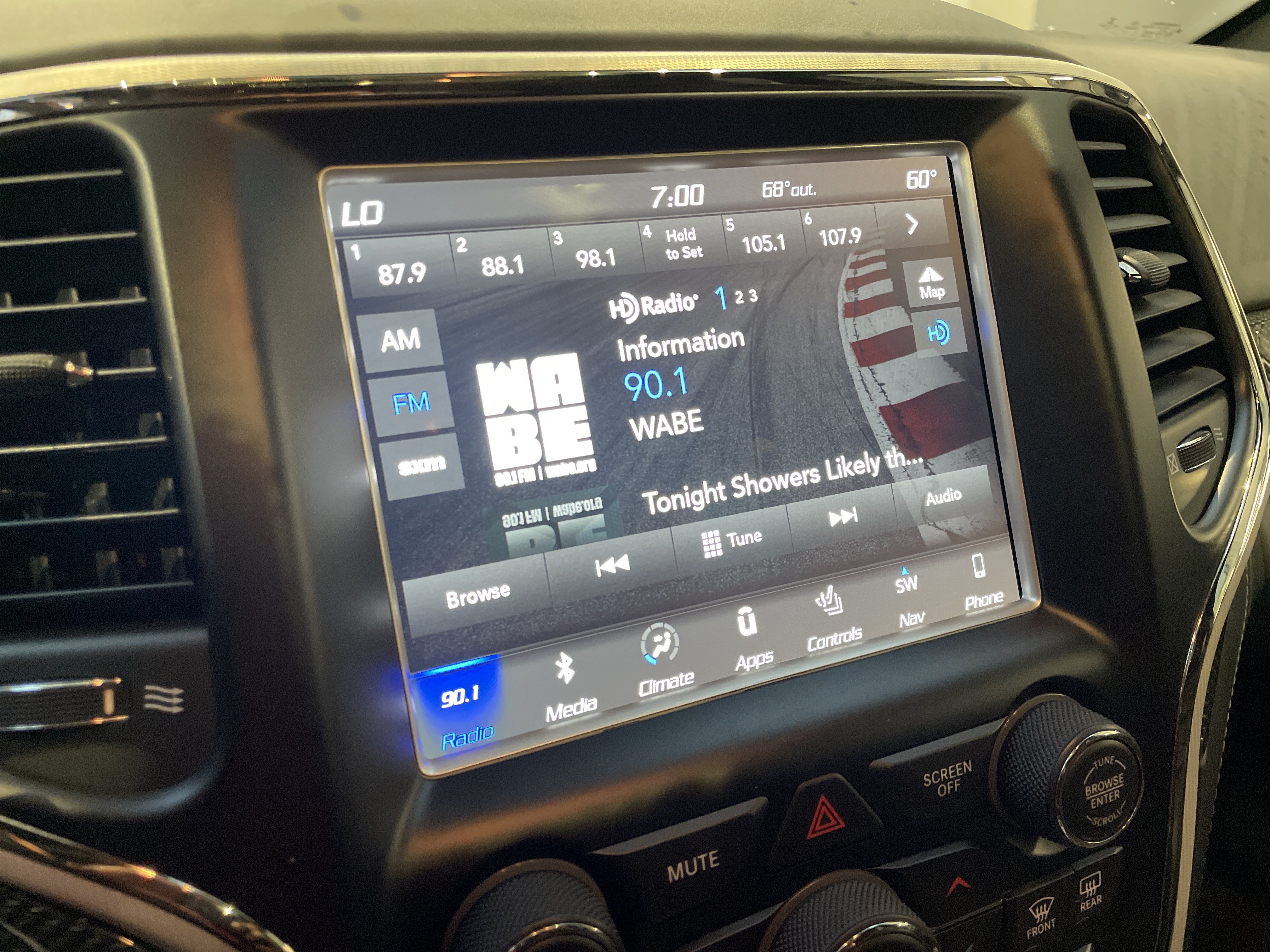 Used 2018 Jeep Grand Cherokee Trackhawk AWD/4WD image 26