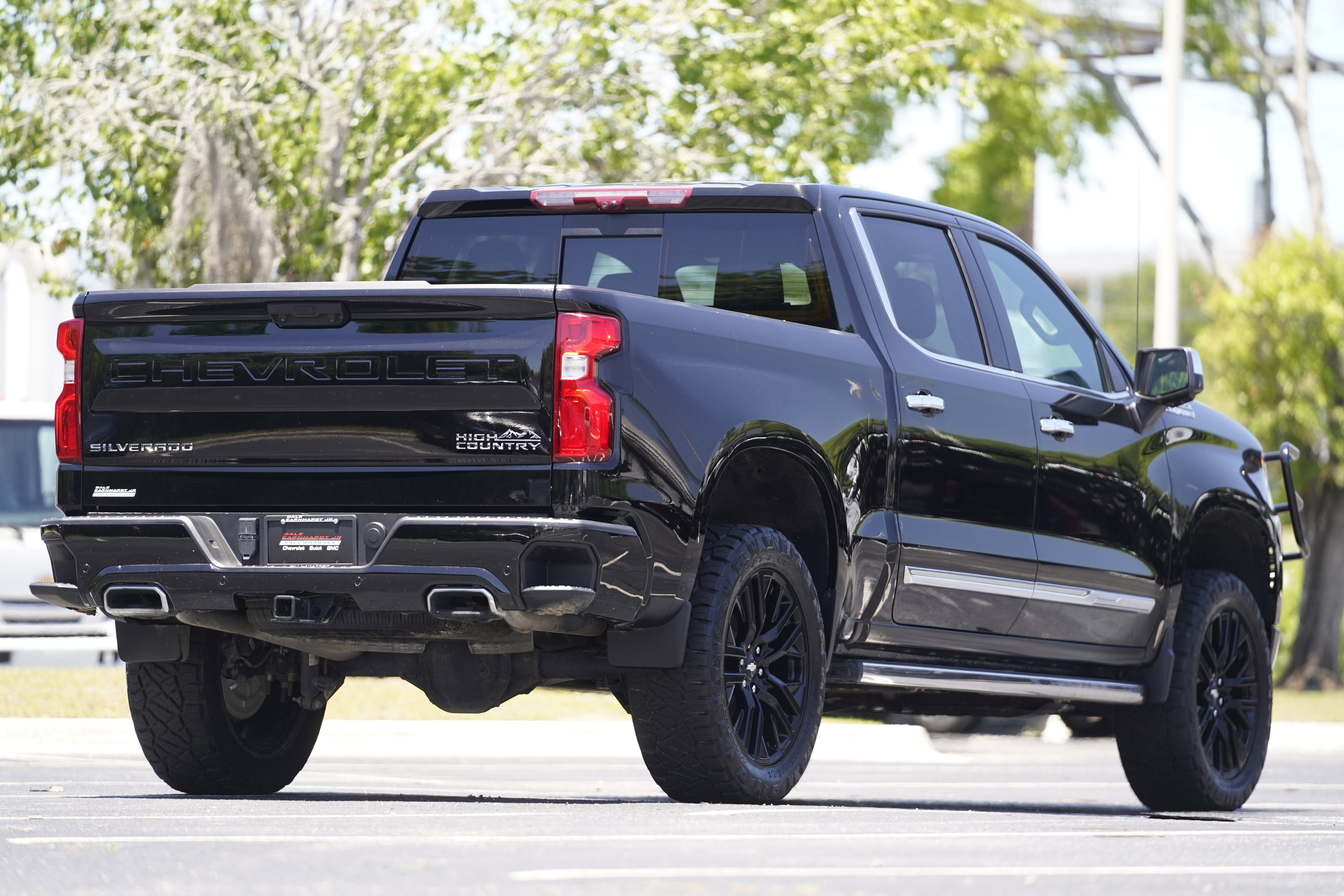Used 2024 Chevrolet Silverado 1500 High Country AWD/4WD image 50