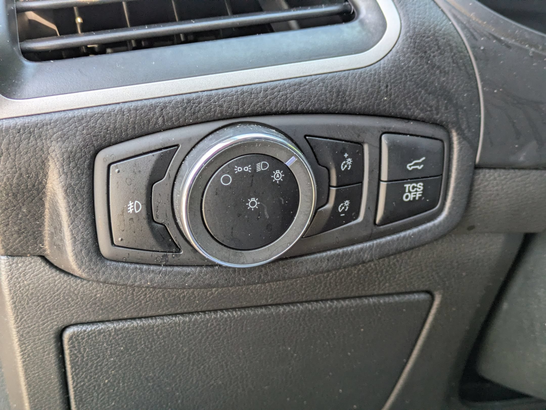 Used 2024 Ford Edge SEL w/ Convenience Package AWD/4WD image 14