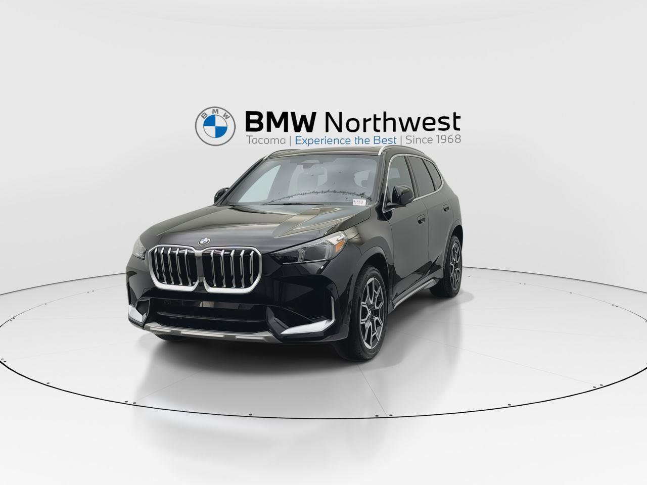 New 2025 BMW X1 xDrive28i w/ Premium Package image 8