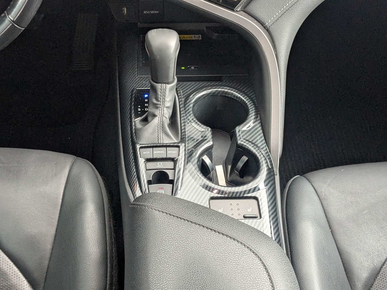 Used 2022 Toyota Camry XSE FWD image 17