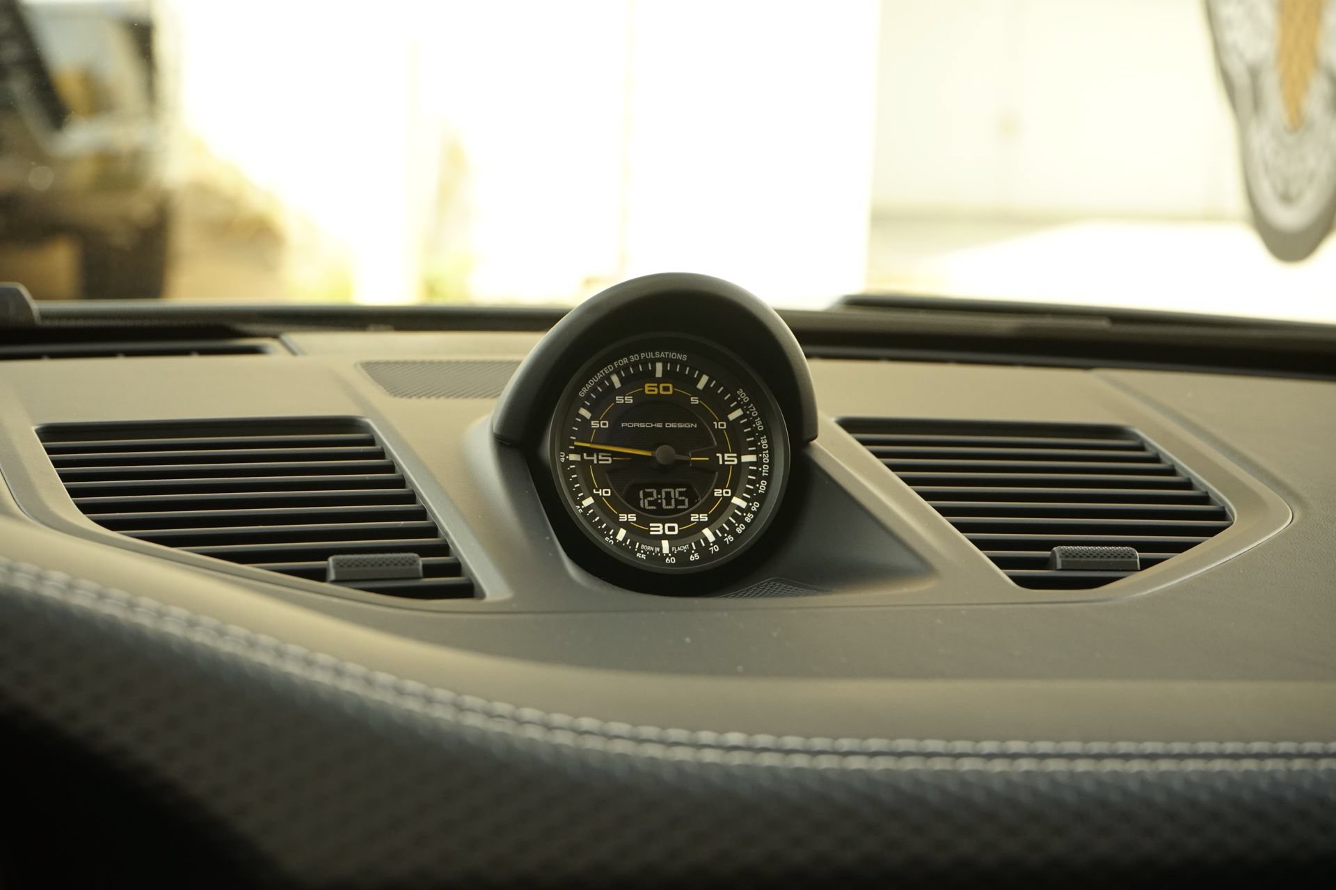 Used 2026 Porsche 911 GT3 RWD image 30