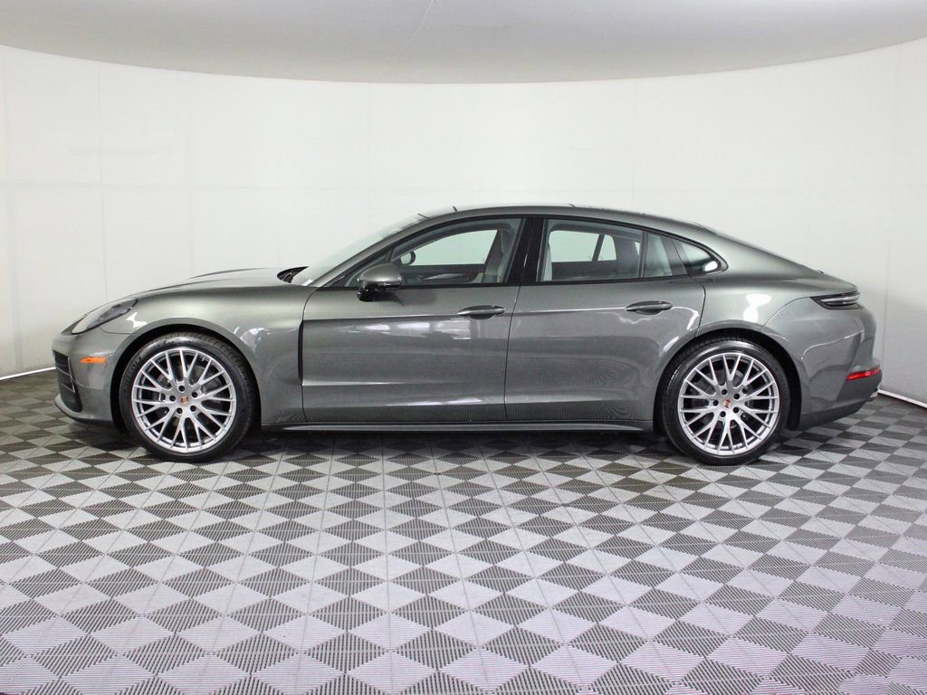 Certified 2026 Porsche Panamera 4 image 2