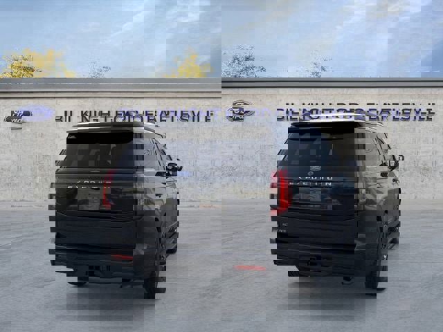 New 2025 Ford Expedition Active image 8