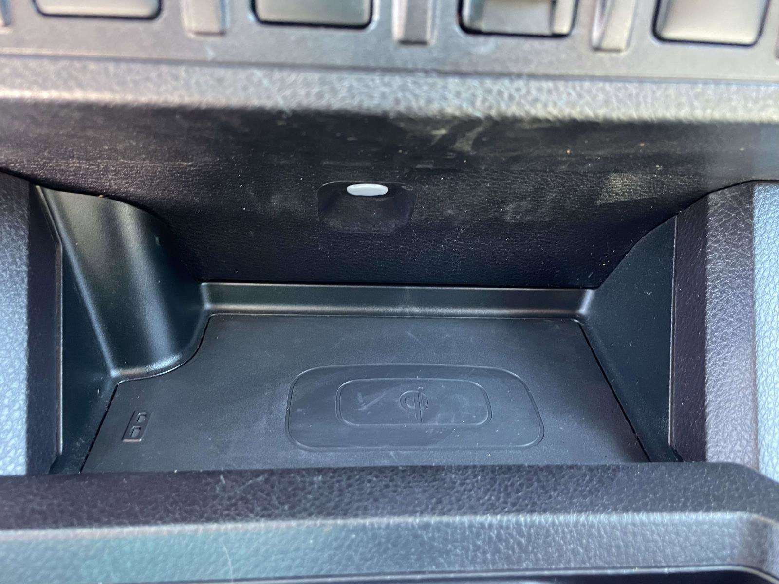 Used 2016 Toyota Tacoma TRD Sport w/ Premium & Technology Package RWD image 27