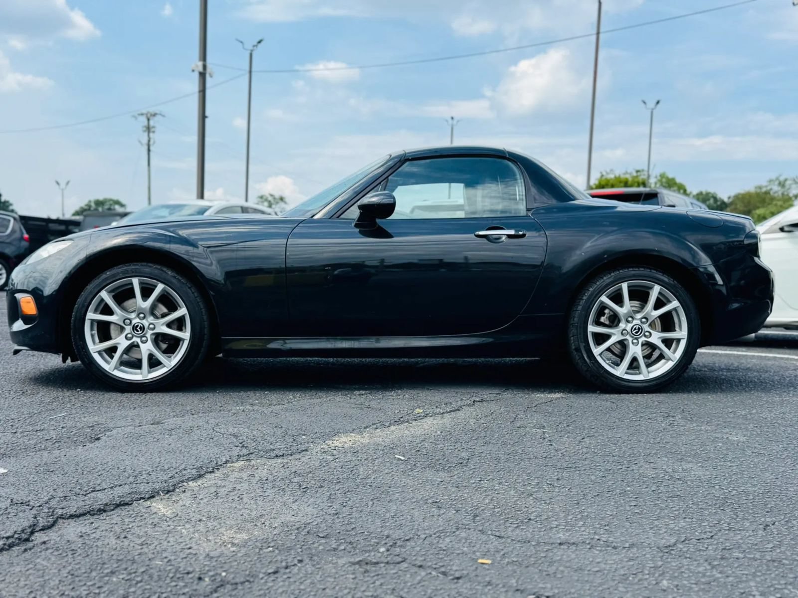 Used 2014 MAZDA MX-5 Miata Grand Touring RWD image 2