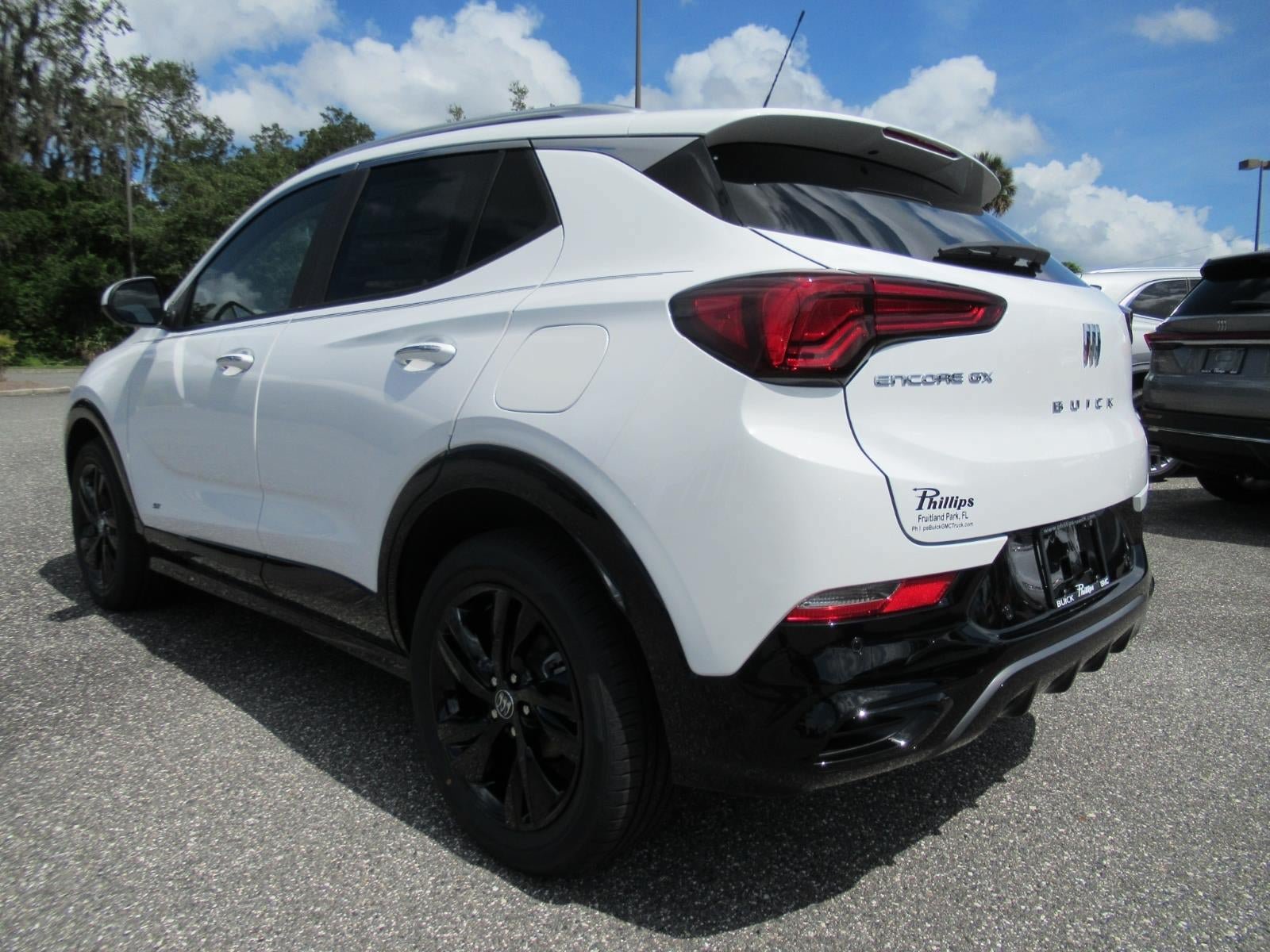 New 2026 Buick Encore GX Sport Touring w/ Advanced Technology Package FWD image 5